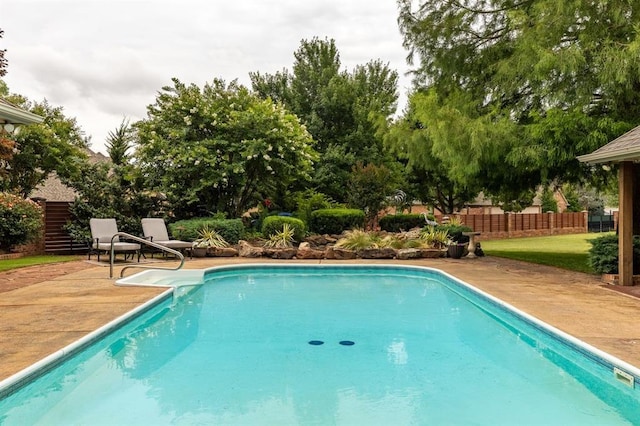 4719 W Two Lakes Ave, Norman, OK 73072 - view of pool