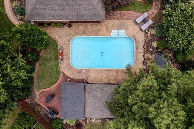 4719 W Two Lakes Ave, Norman, OK 73072 - aerial view of a pool