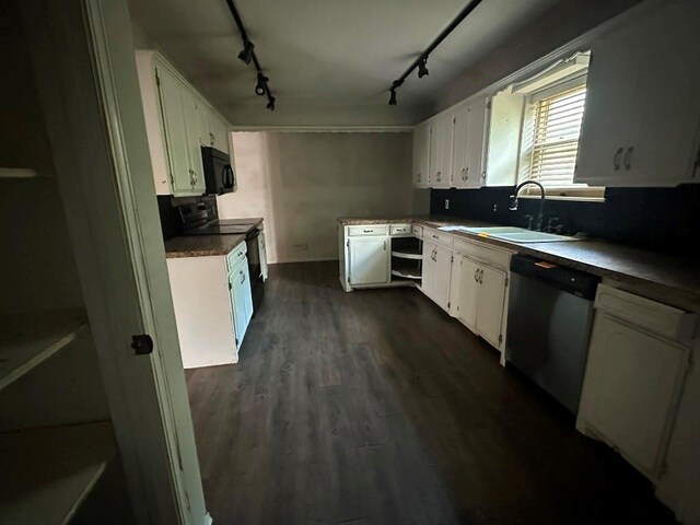 900 W Lakeview Rd, Elk City, OK 73644 - photo 14