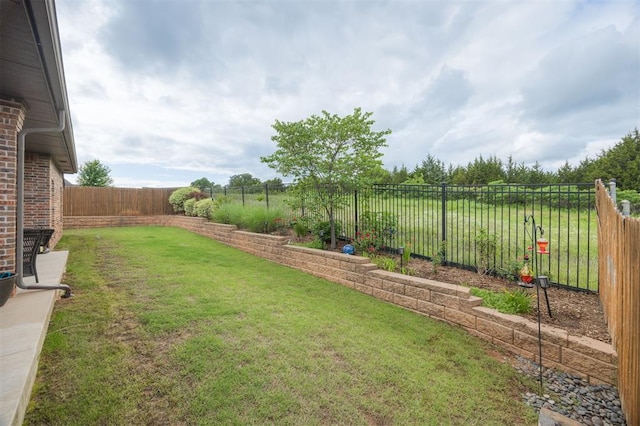 6301 Oxnard St, Edmond, OK 73034 - view of fenced backyard
