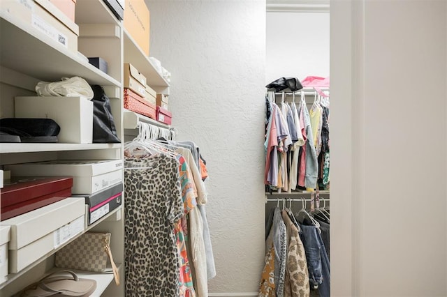 6301 Oxnard St, Edmond, OK 73034 - view of spacious closet