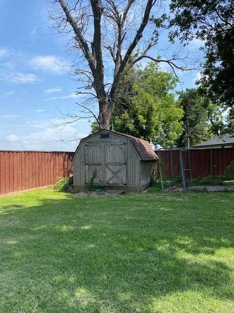 516 S 4th St, Mountain View, OK 73062 - photo 31
