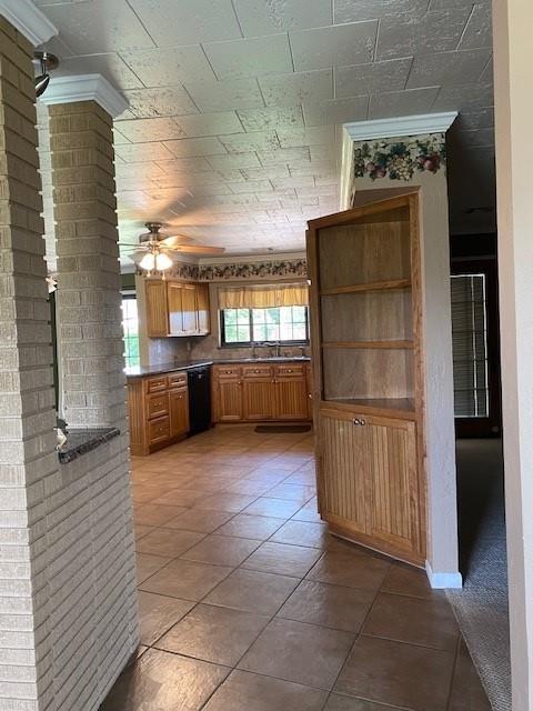 516 S 4th St, Mountain View, OK 73062 - photo 11