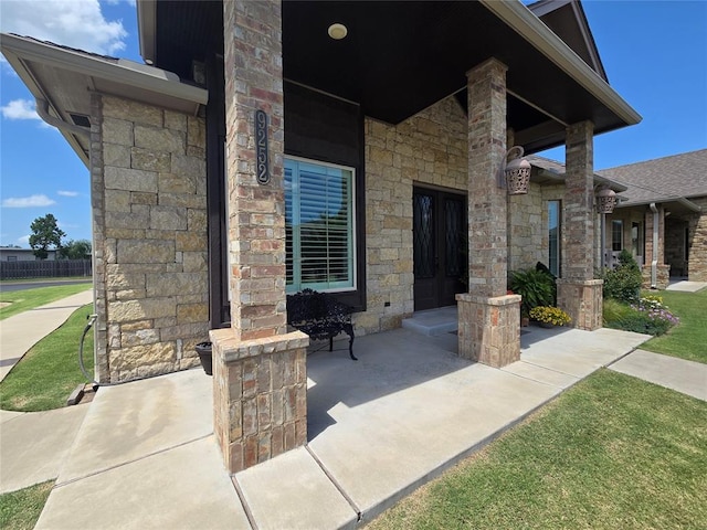 9252 Elaine Dr, Midwest City, OK 73130 - view of porch
