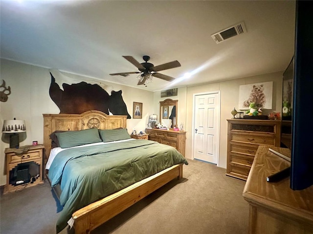 420 N College St, Cordell, OK 73632 - carpeted bedroom featuring a ceiling fan