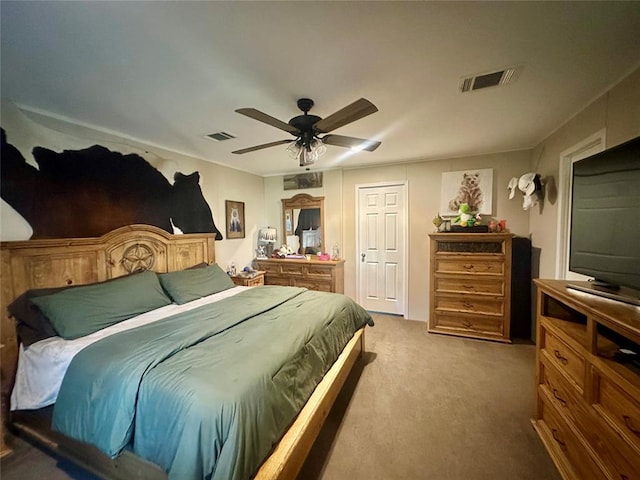 420 N College St, Cordell, OK 73632 - carpeted bedroom featuring a ceiling fan