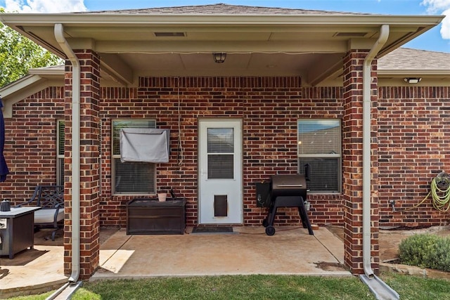 2548 NW 184th St, Edmond, OK 73012 - view of patio / terrace with area for grilling