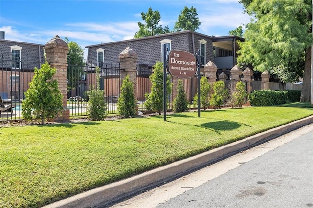 6100 N Brookline Ave Unit 2, Oklahoma City, OK 73112 - view of front facade