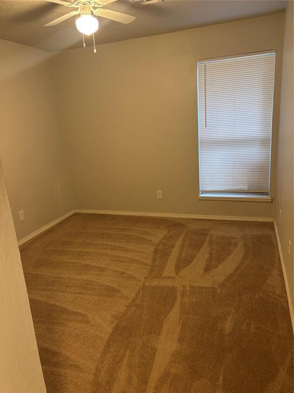 6913 Fawn Canyon Dr, Oklahoma City, OK 73162 - photo 5