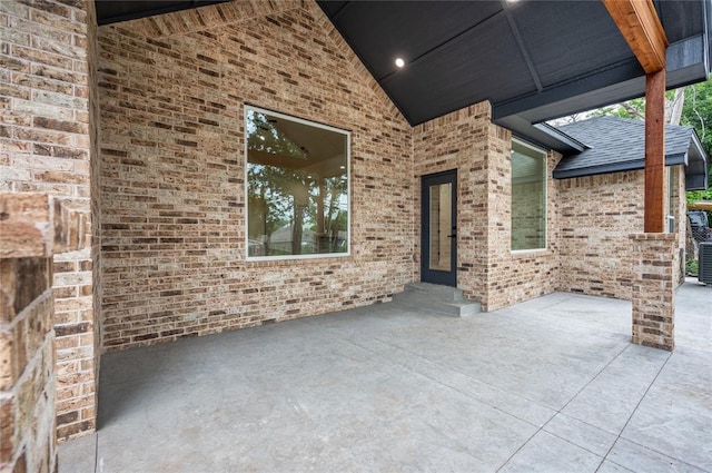 2705 NW 40th St, Oklahoma City, OK 73112 - view of patio