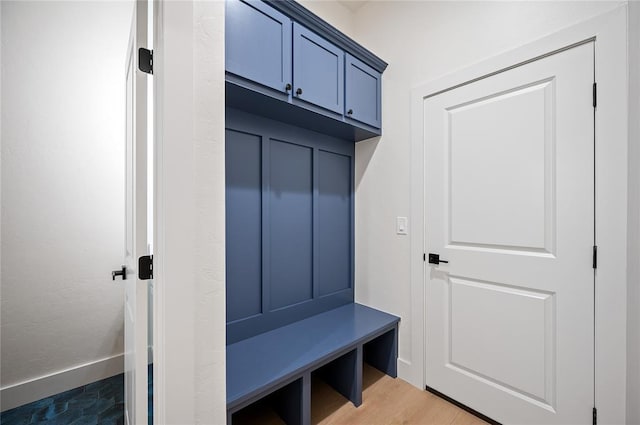 2705 NW 40th St, Oklahoma City, OK 73112 - mudroom featuring baseboards