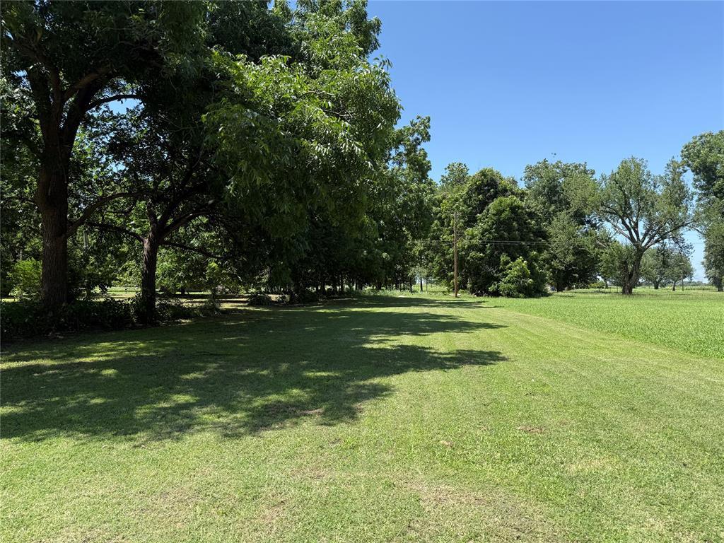 912 W Logan Ave, Guthrie, OK 73044 - photo 2