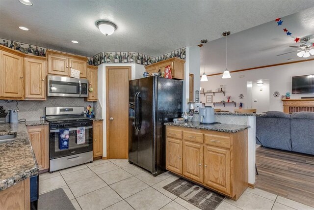 408 E Magnolia Ter, Mustang, OK 73064 - photo 20