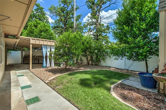 6704 Tall Oaks Dr, Oklahoma City, OK 73127 - fenced backyard featuring a patio area