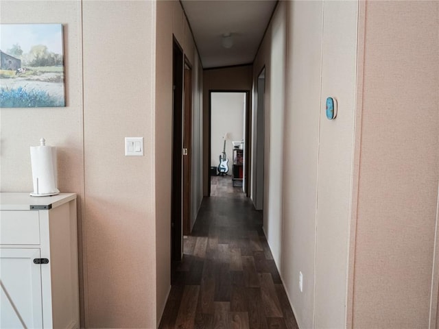 16940 Wildwood Dr, Lexington, OK 73051 - hall featuring dark wood-style flooring