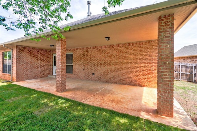 2209 Cedar Pointe Ct, Edmond, OK 73003 - view of patio / terrace