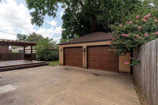 225 NW 35th St, Oklahoma City, OK 73118 - view of garage