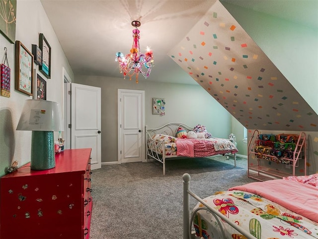 402 Hunters Ct, Edmond, OK 73034 - carpeted bedroom with vaulted ceiling and a chandelier