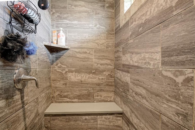 4004 Brougham Way, Oklahoma City, OK 73179 - full bath featuring a tile shower