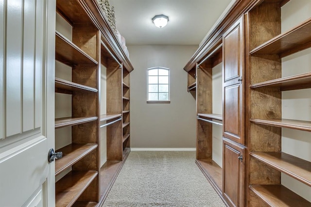 405 Kingsgate Rd, Yukon, OK 73099 - walk in closet featuring carpet floors