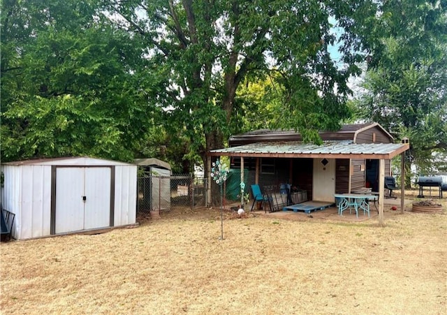 501 W H Ave, Alex, OK 73002 - photo 2