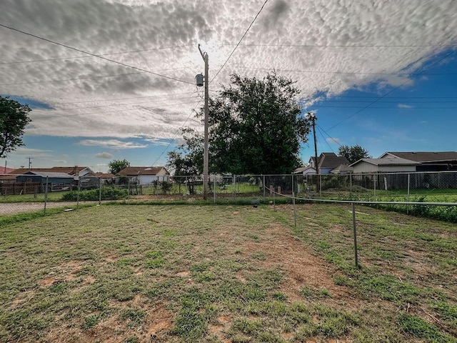 309 N Spencer Ave, Hinton, OK 73047 - view of yard