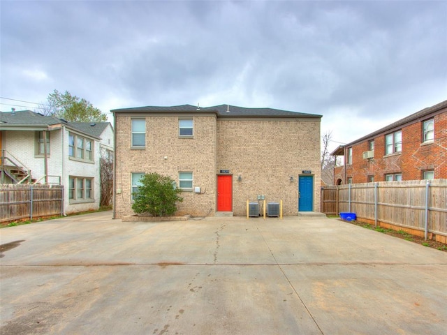 1829 N Gatewood Ave, Oklahoma City, OK 73106 - photo 3