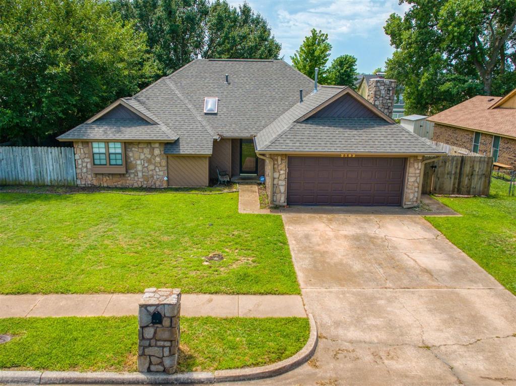 2102 Vanessa Dr, Norman, OK 73071 - photo 1
