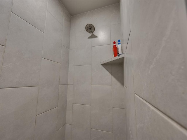 4116 Armstead Ave, Edmond, OK 73012 - bathroom view of a tile shower