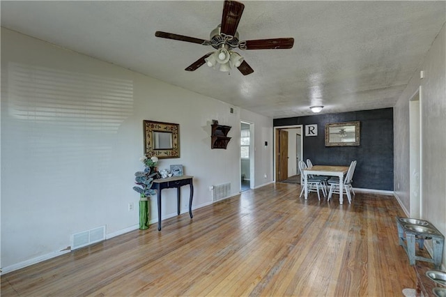 209 W Glenhaven Dr, Oklahoma City, OK 73110 - photo 3