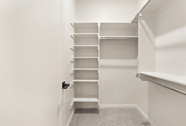 11713 NW 105th St, Yukon, OK 73099 - view of spacious closet