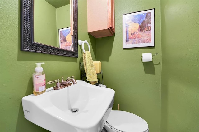 22117 E 1250th Rd, Rocky, OK 73661 - bathroom with a sink and toilet