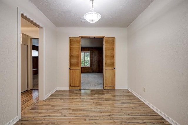 521 NW 50th St, Oklahoma City, OK 73118 - unfurnished room featuring light wood-type flooring and baseboards