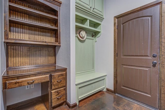 9020 NW 147th Ter, Yukon, OK 73099 - mudroom with finished concrete floors and built in desk