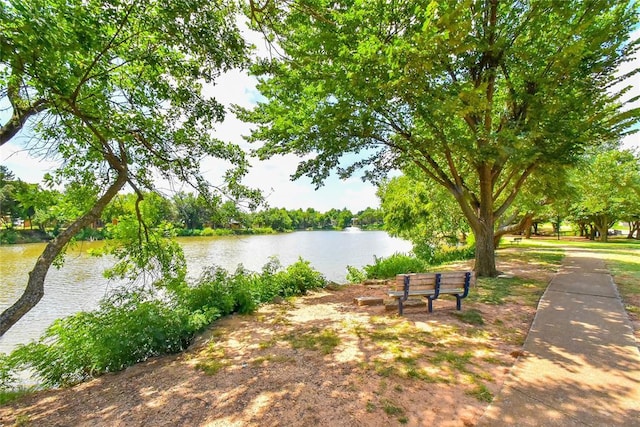 8800 Stoneleigh Ct, Oklahoma City, OK 73132 - view of community with a water view