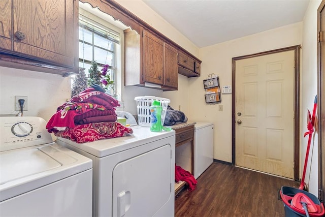 11900 Surrey Ln, Yukon, OK 73099 - laundry area with separate washer and dryer, cabinet space, and dark wood finished floors