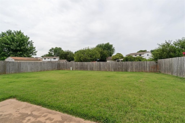 809 N Southminster St, Moore, OK 73160 - view of fenced backyard