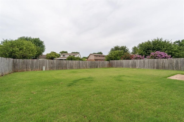 809 N Southminster St, Moore, OK 73160 - view of fenced backyard