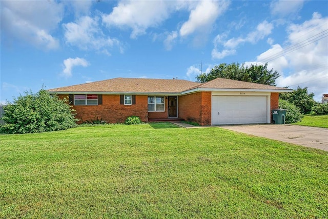 2724 S Chapman Rd, Clinton, OK 73601 - photo 1