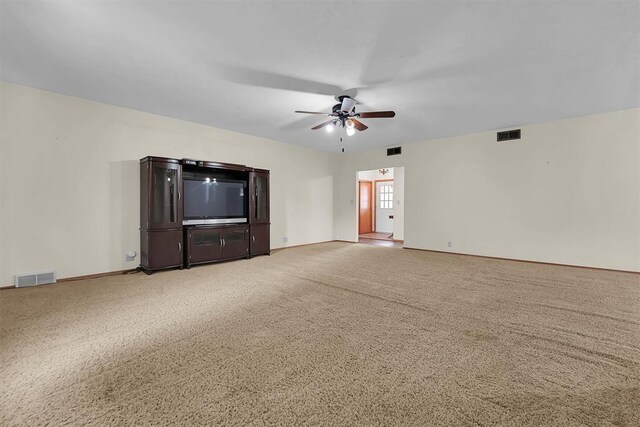 315 W 6th St, Cordell, OK 73632 - unfurnished living room featuring a ceiling fan and carpet