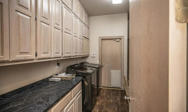 716 Fox Bend Trl, Edmond, OK 73034 - laundry room featuring cabinet space, washing machine and clothes dryer, and dark wood-type flooring