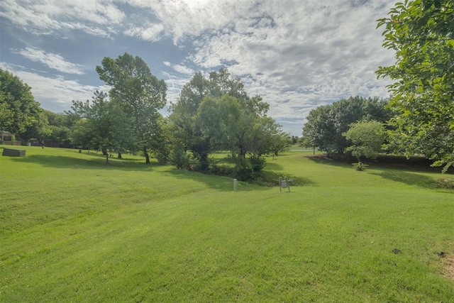 12210 High Meadow Ct, Oklahoma City, OK 73170 - view of community with a yard