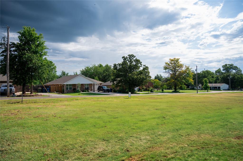 SW 12th St, Blanchard, OK 73010