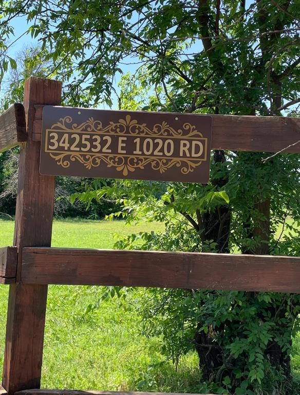 342532 E 1020th Rd, Meeker, OK 74855 - community / neighborhood sign featuring a lawn