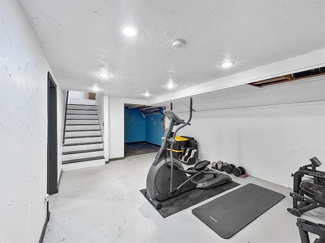 521 E Broadway St, Lexington, OK 73051 - exercise room featuring recessed lighting