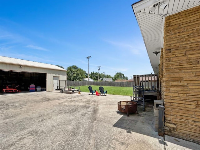 521 E Broadway St, Lexington, OK 73051 - exterior space featuring an outdoor structure