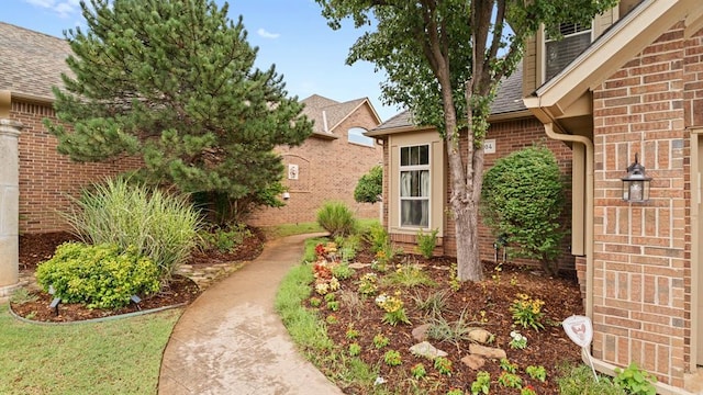 704 Capri Pl, Edmond, OK 73034 - view of yard