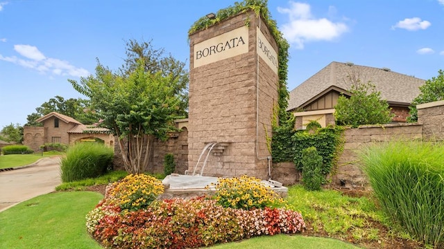 704 Capri Pl, Edmond, OK 73034 - view of community sign