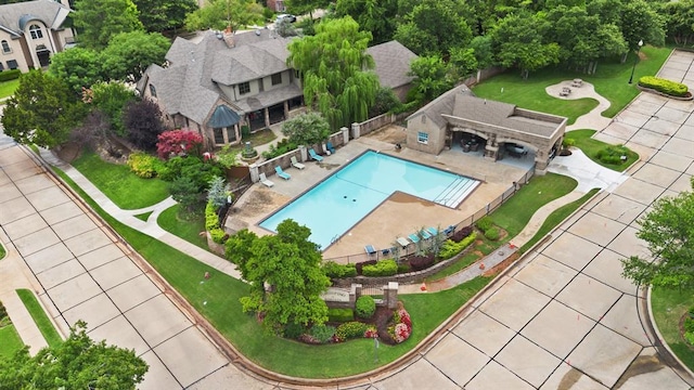 704 Capri Pl, Edmond, OK 73034 - drone / aerial view of a pool