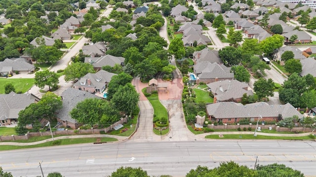 704 Capri Pl, Edmond, OK 73034 - aerial overview of property's location featuring nearby suburban area
